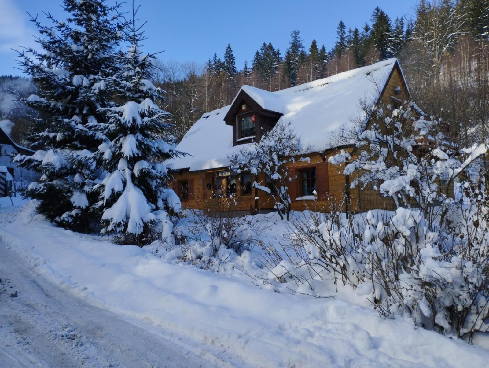 Dom Caloroczny Jozefinka W Karkonoszach Villa Kowary Buitenkant foto